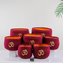 Load image into Gallery viewer, Tibetan Singing Bowl 7note Set with Soft Case Carry Bag and Special Mallets
